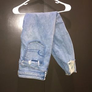 American Eagle Ripped Skinny Jeans